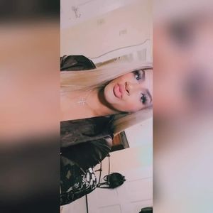 Meet your Posher, Everly